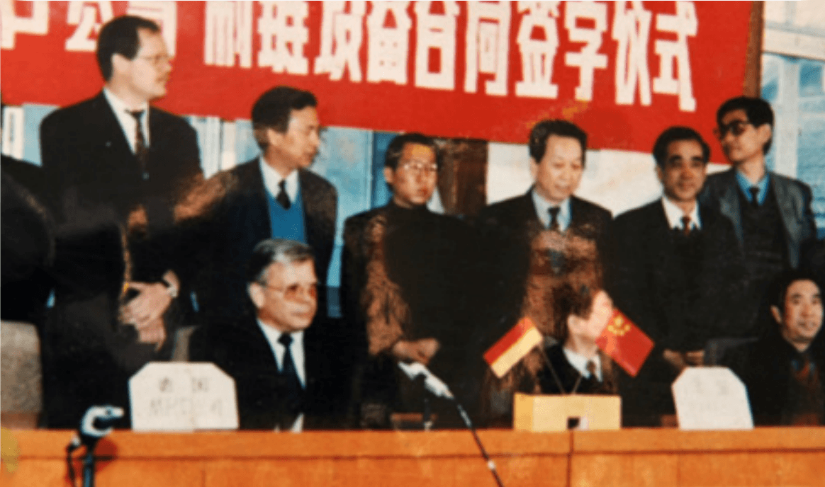 �����豸���ģ������װ ���������죻